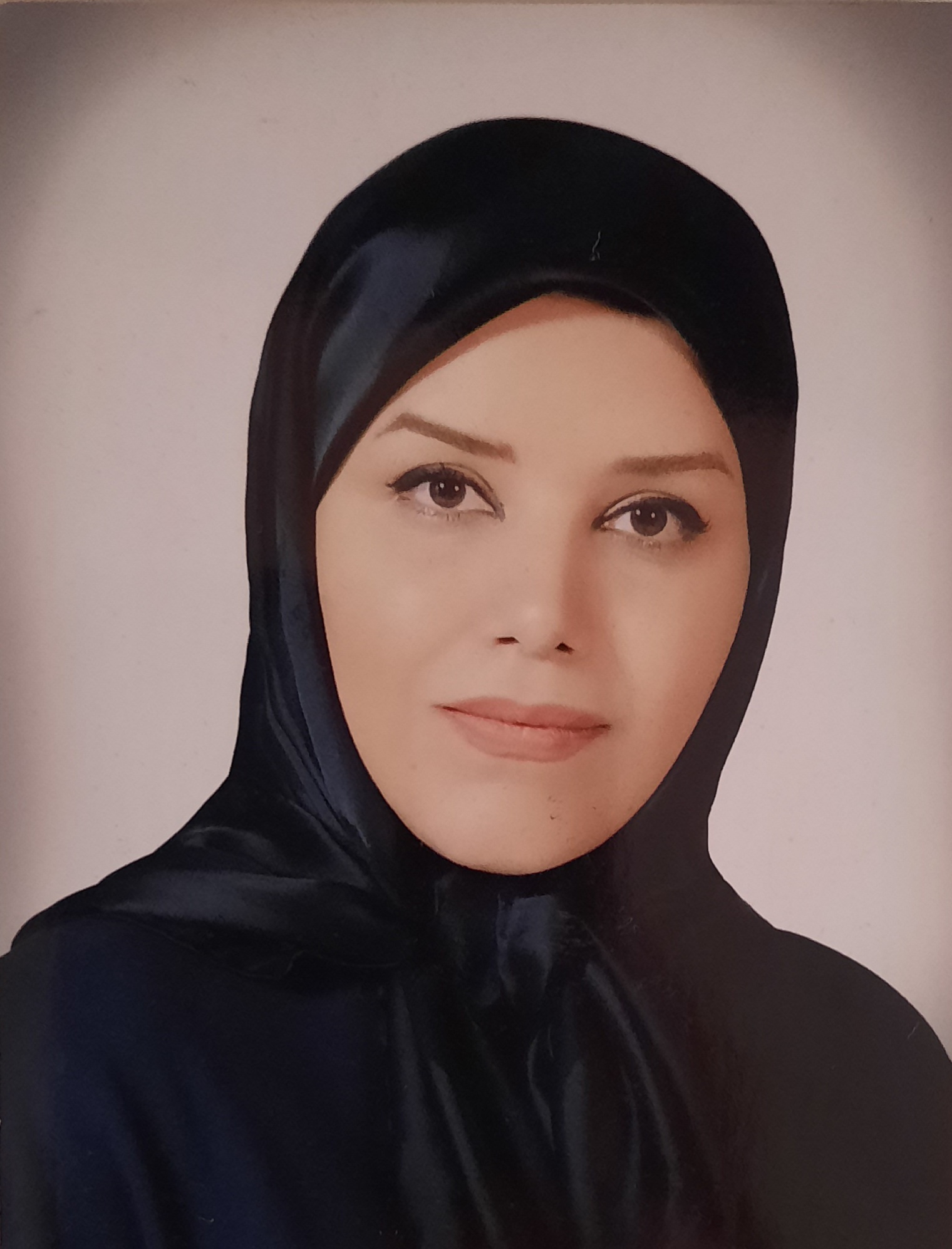 داور حقوقی اصفهان - اصفهان عاطفه شیرانی